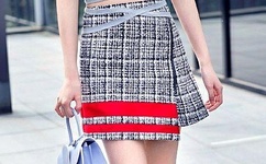 跳舞不小心胸跳出来了原版